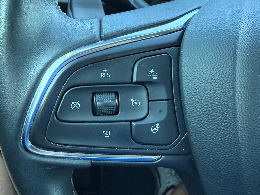 Buick Envision Vehicle Full-screen Gallery Image 19