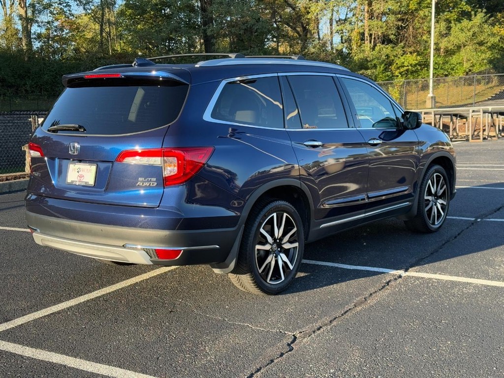 Honda Pilot Vehicle Full-screen Gallery Image 03