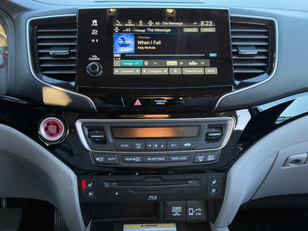 Honda Pilot Vehicle Full-screen Gallery Image 14