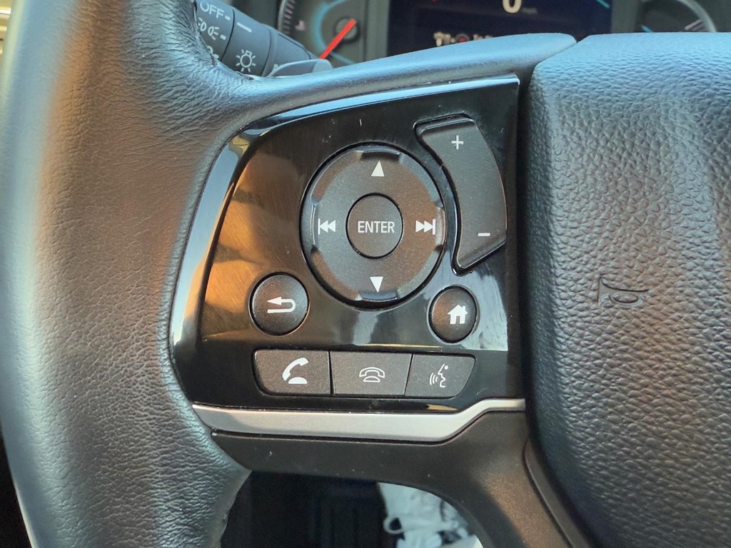 Honda Pilot Vehicle Full-screen Gallery Image 18