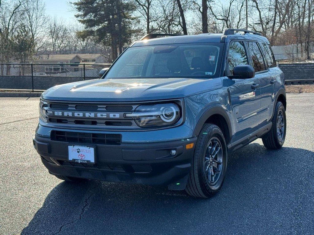 Ford Bronco Sport Vehicle Full-screen Gallery Image 08