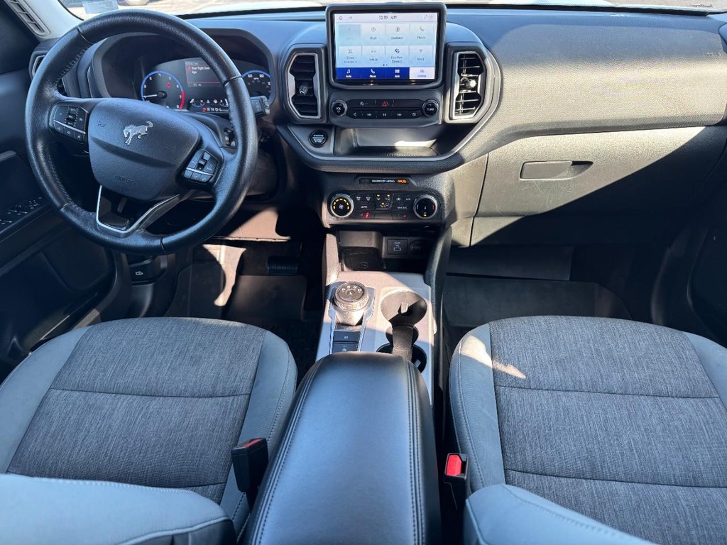 Ford Bronco Sport Vehicle Full-screen Gallery Image 11