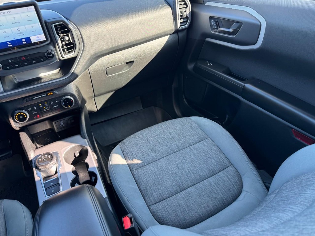 Ford Bronco Sport Vehicle Full-screen Gallery Image 15