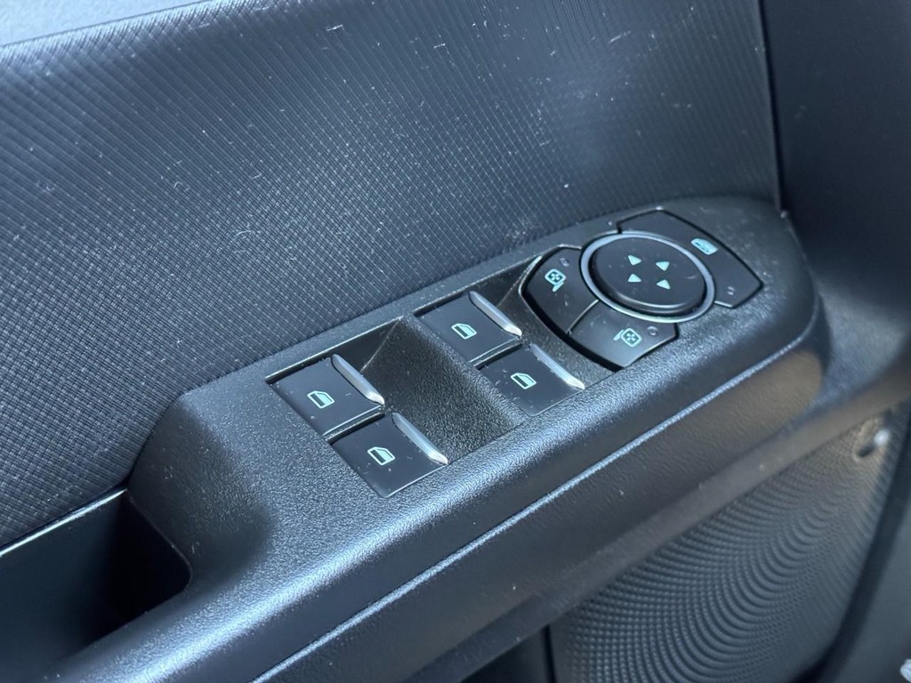 Ford Bronco Sport Vehicle Full-screen Gallery Image 21