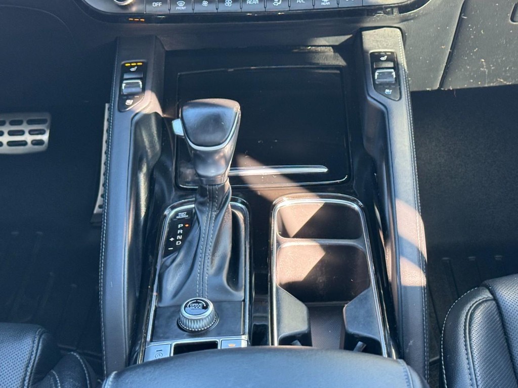 Kia Telluride Vehicle Full-screen Gallery Image 15