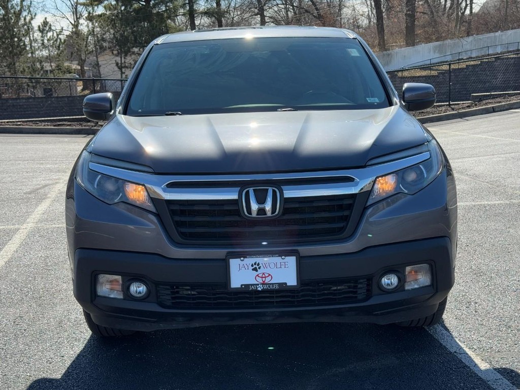 Honda Ridgeline Vehicle Full-screen Gallery Image 10