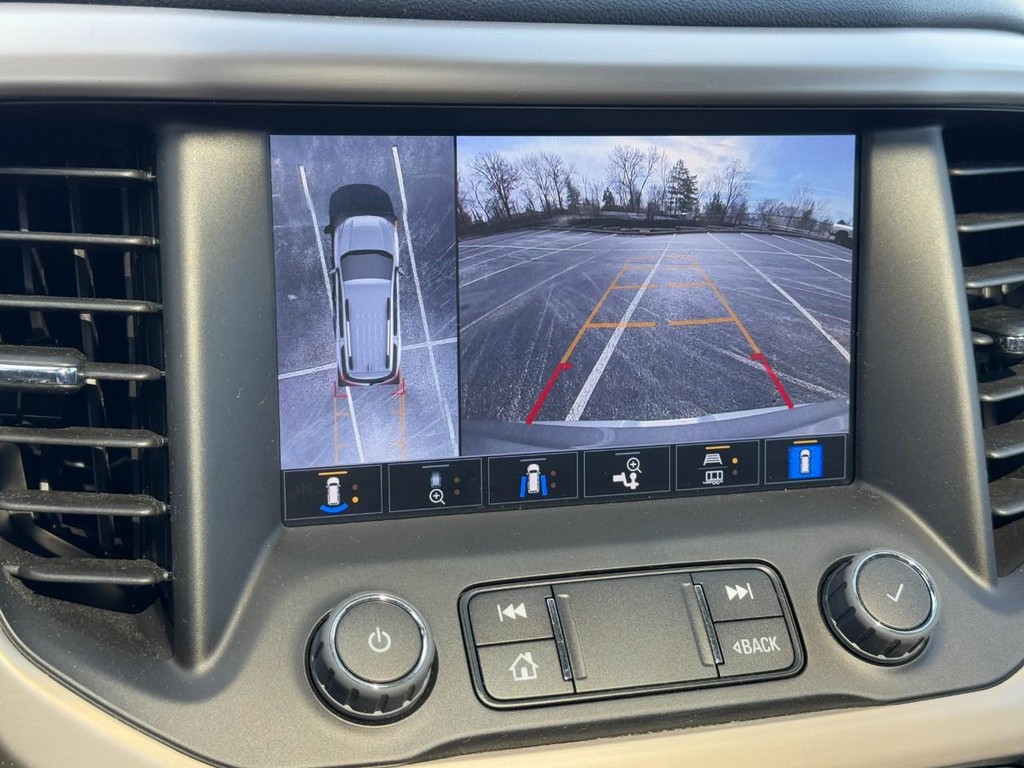 GMC Acadia Vehicle Full-screen Gallery Image 25