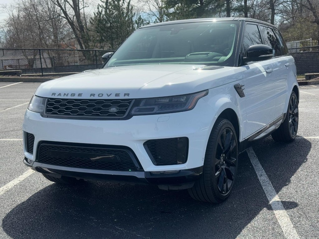 Land Rover Range Rover Sport Vehicle Full-screen Gallery Image 09