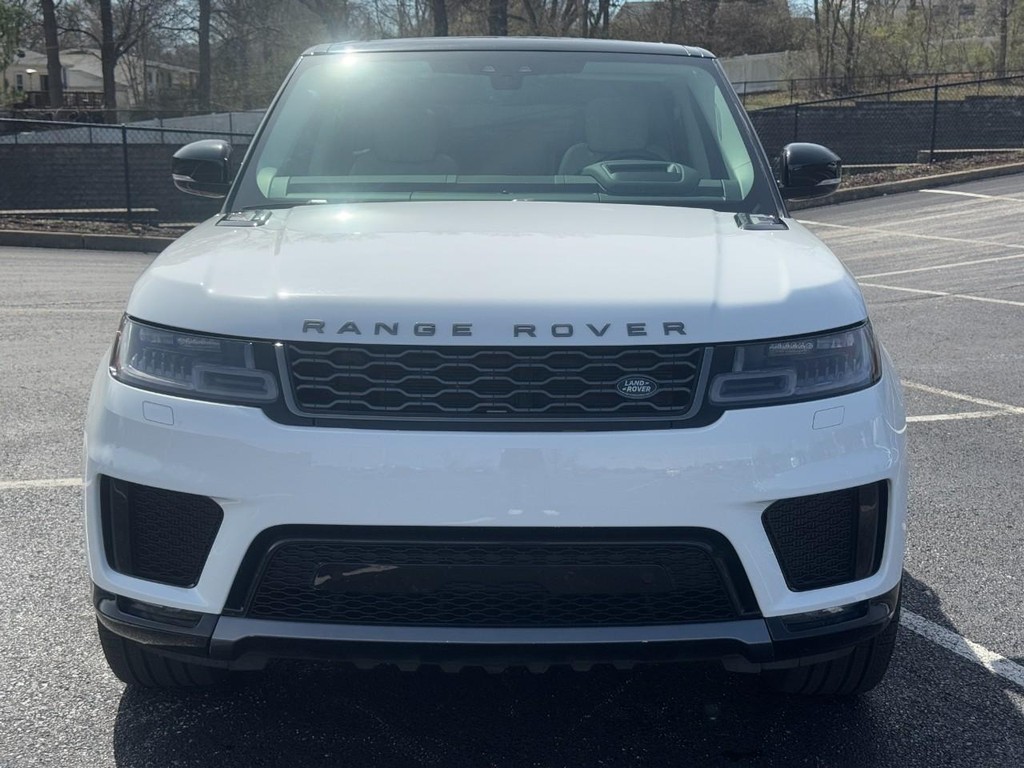 Land Rover Range Rover Sport Vehicle Full-screen Gallery Image 10