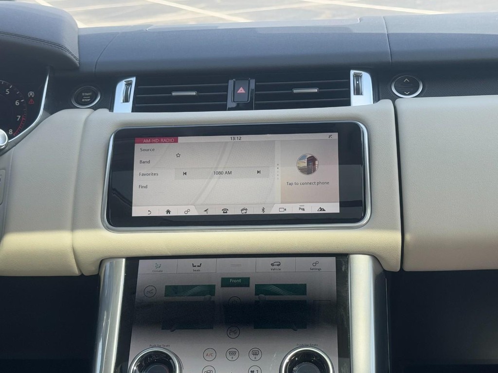 Land Rover Range Rover Sport Vehicle Full-screen Gallery Image 14