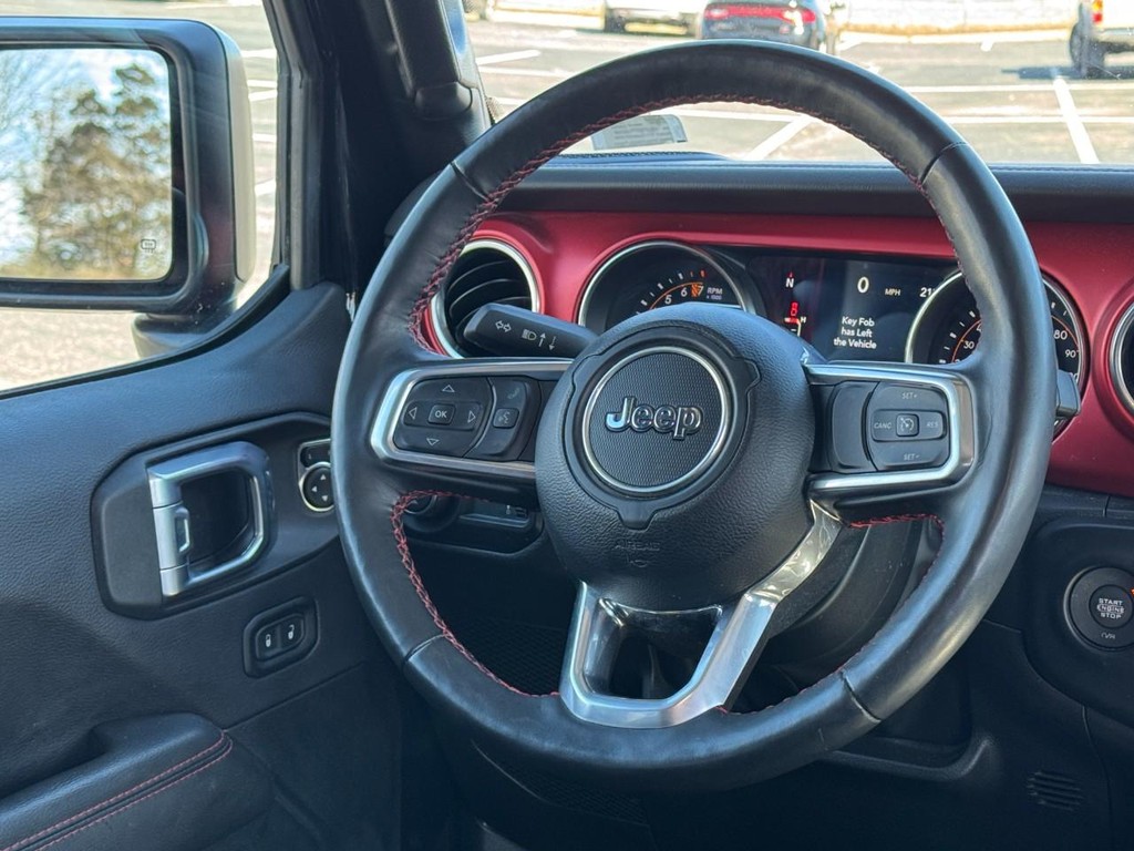 Jeep Gladiator Vehicle Full-screen Gallery Image 12