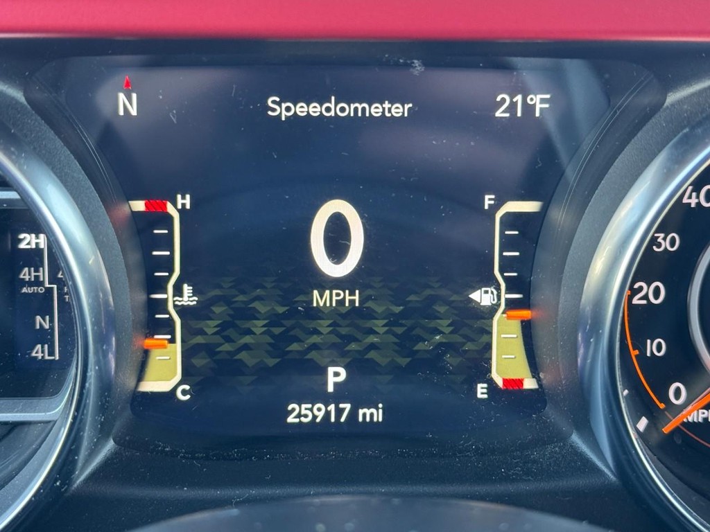 Jeep Gladiator Vehicle Full-screen Gallery Image 18