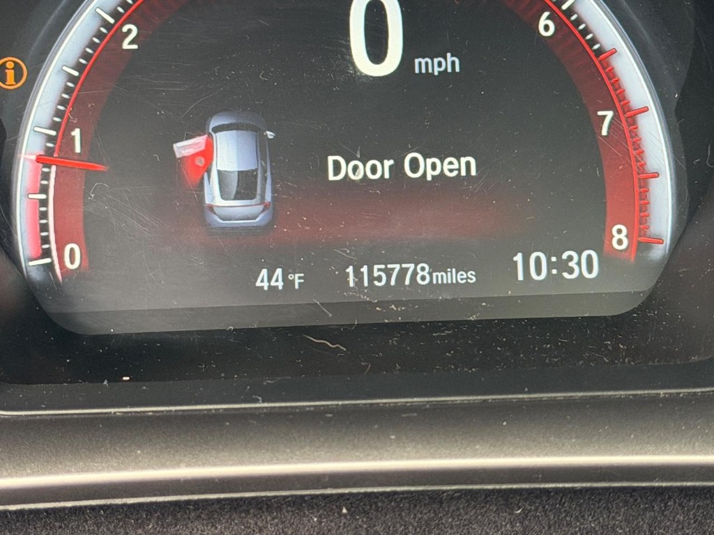 Honda Civic Si Coupe Vehicle Full-screen Gallery Image 21