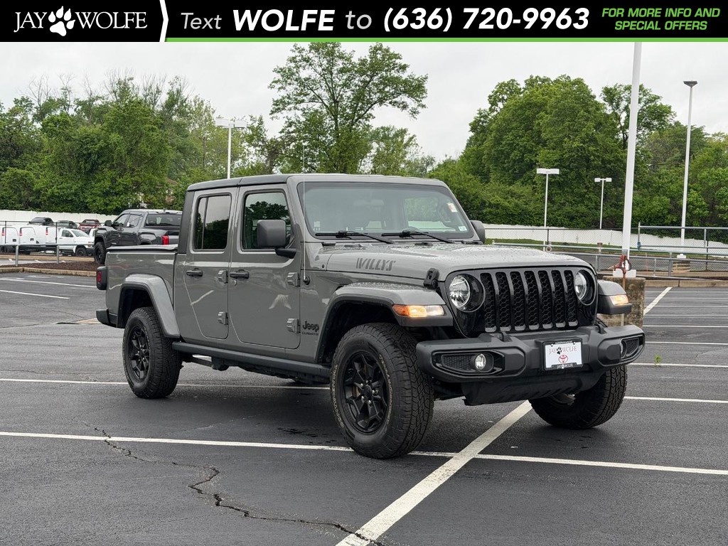 Jeep Gladiator Vehicle Full-screen Gallery Image 01