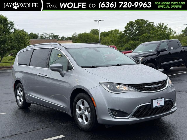 Ballwin MO 2017 Chrysler Pacifica more details - chrysler pacifica
