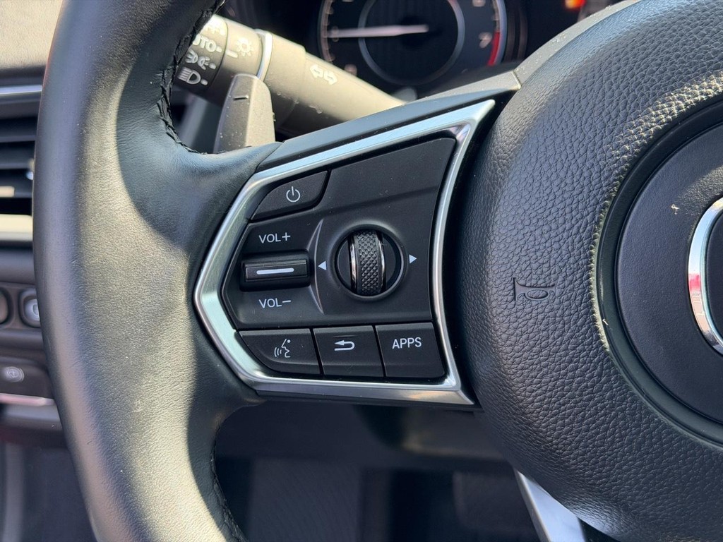 Acura TLX Vehicle Full-screen Gallery Image 18