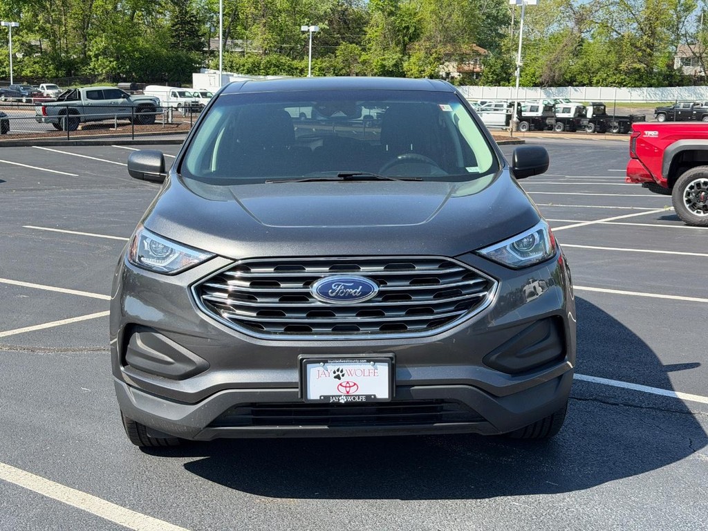 Ford Edge Vehicle Full-screen Gallery Image 08