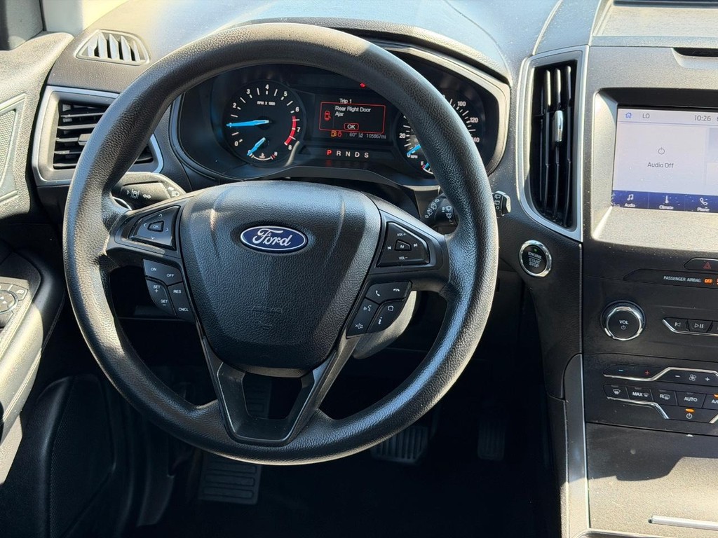 Ford Edge Vehicle Full-screen Gallery Image 11