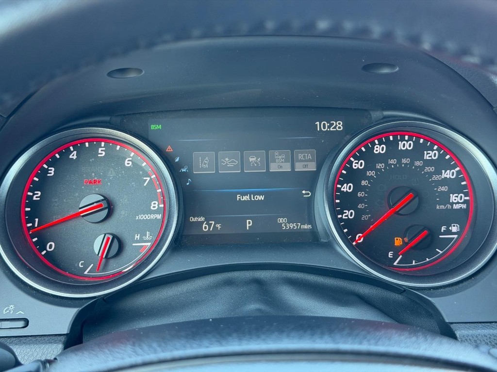 Toyota Camry Vehicle Full-screen Gallery Image 20