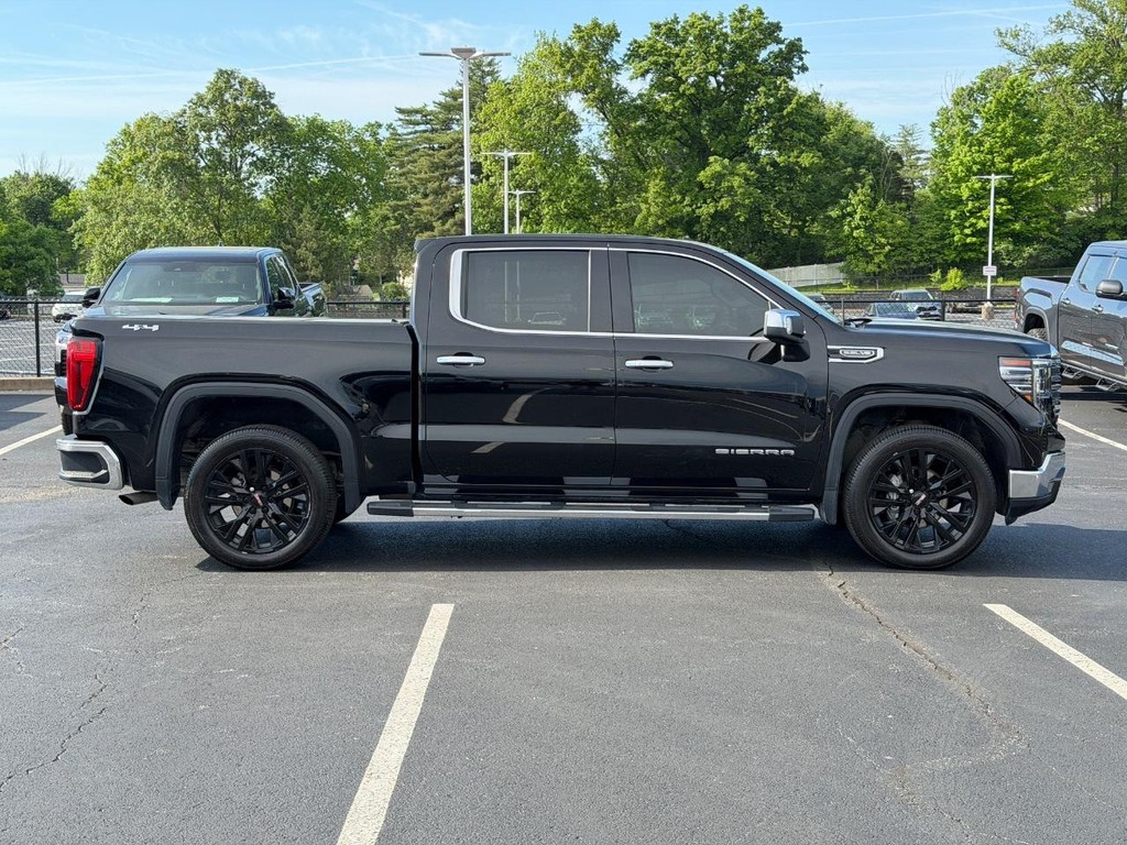 GMC Sierra 1500 Vehicle Full-screen Gallery Image 02