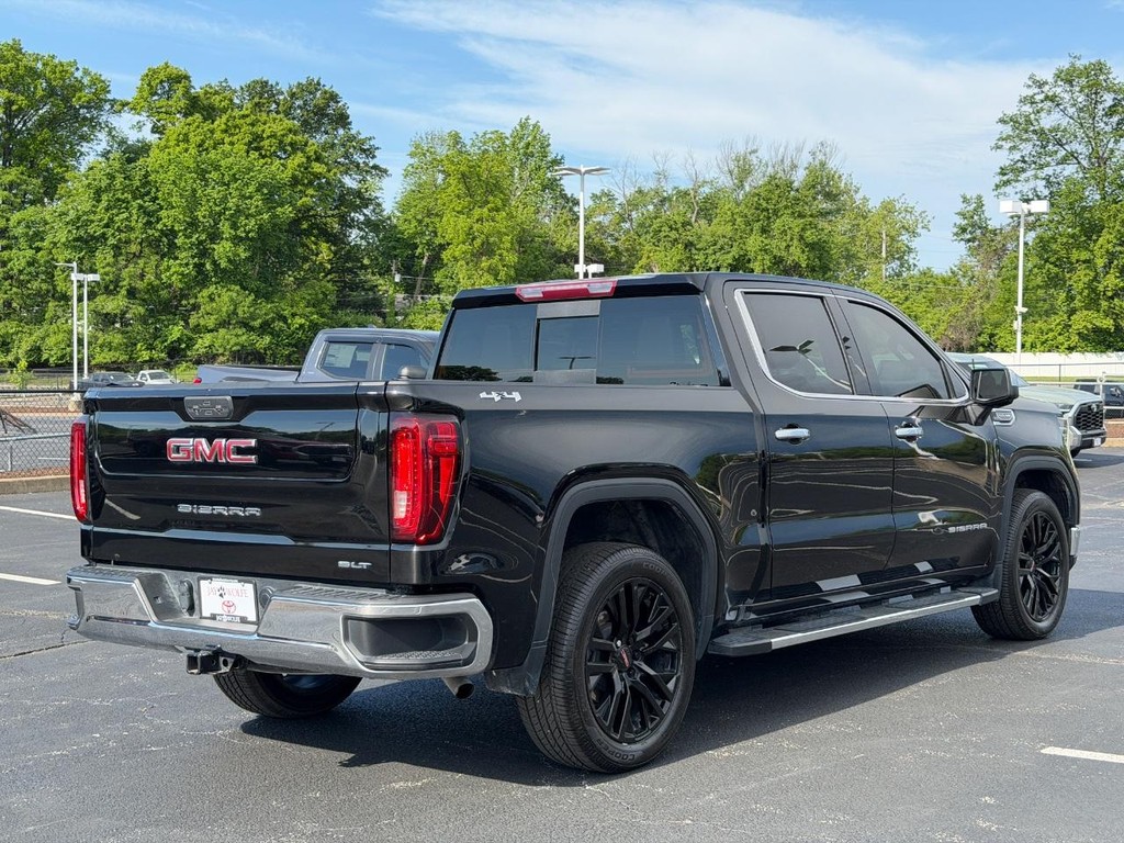 GMC Sierra 1500 Vehicle Full-screen Gallery Image 03