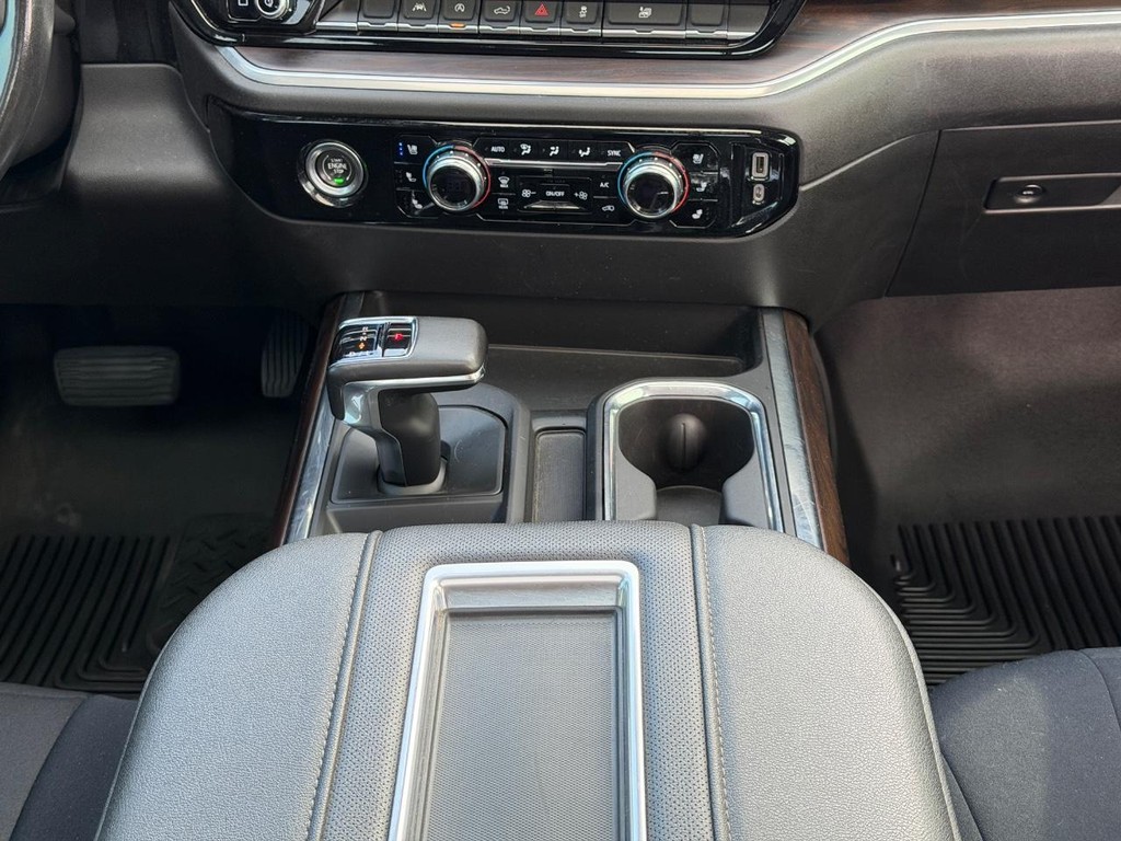 GMC Sierra 1500 Vehicle Full-screen Gallery Image 13