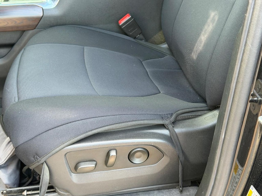 GMC Sierra 1500 Vehicle Full-screen Gallery Image 20