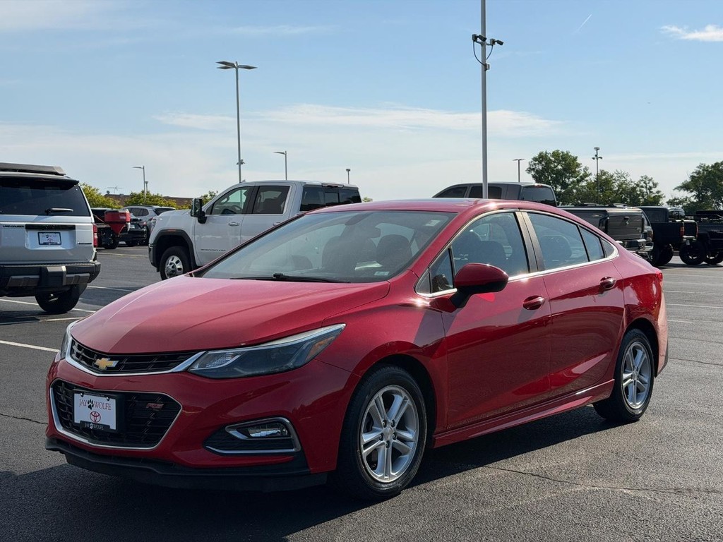 Chevrolet Cruze Vehicle Full-screen Gallery Image 06
