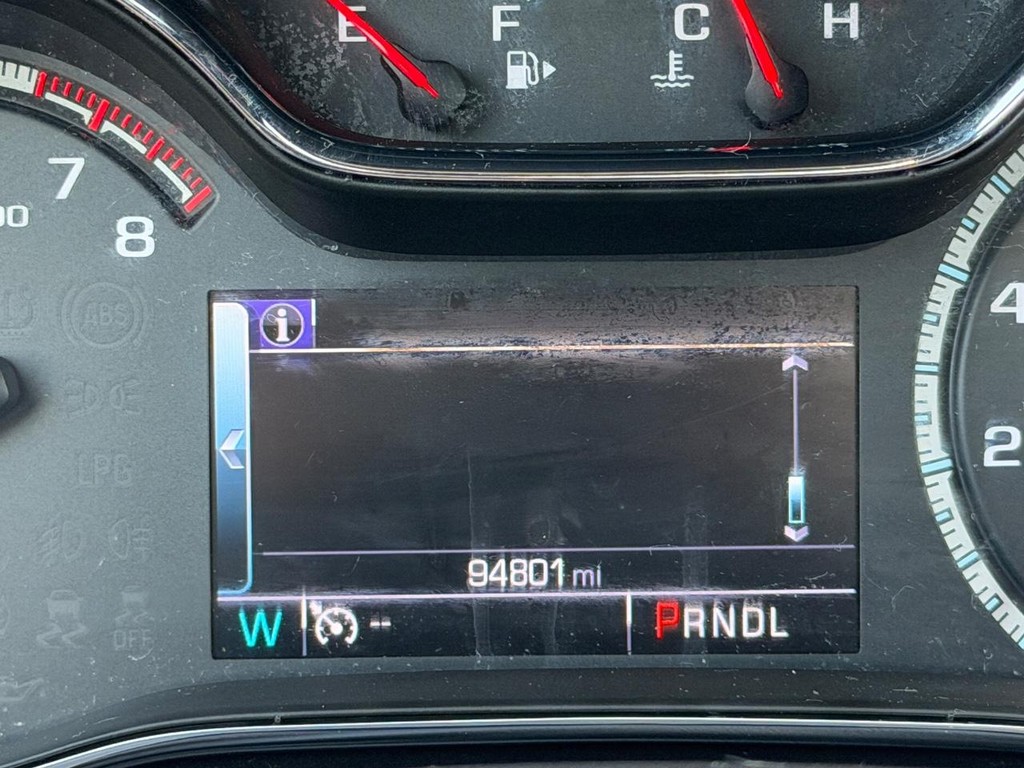 Chevrolet Cruze Vehicle Full-screen Gallery Image 18
