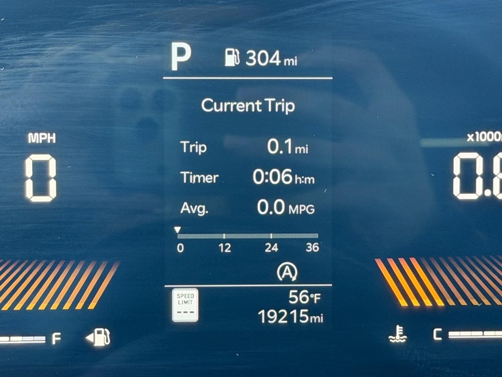 Kia Sorento Vehicle Full-screen Gallery Image 21