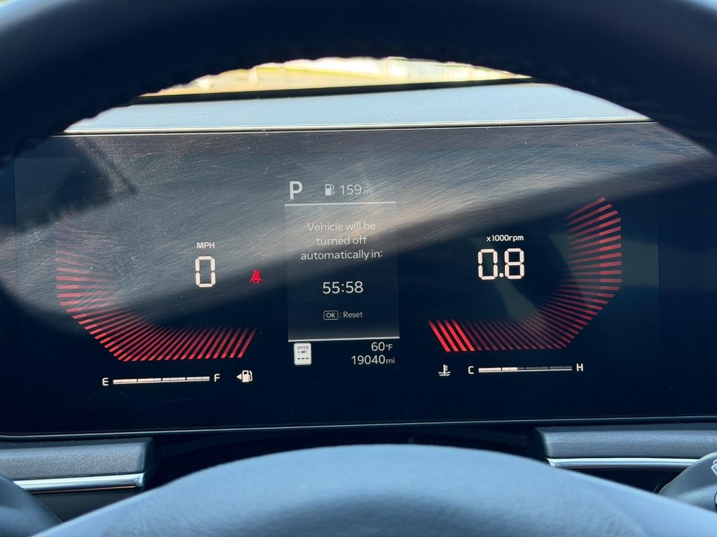 Kia K5 Vehicle Full-screen Gallery Image 18