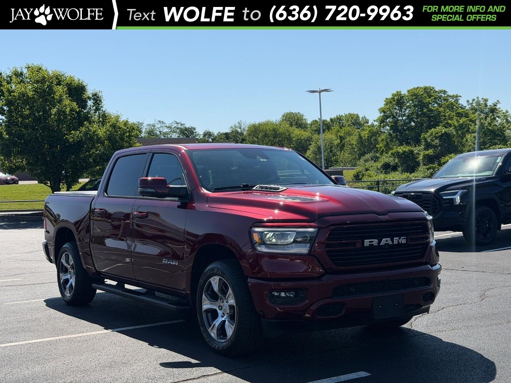 Ram 1500 Vehicle Full-screen Gallery Image 01