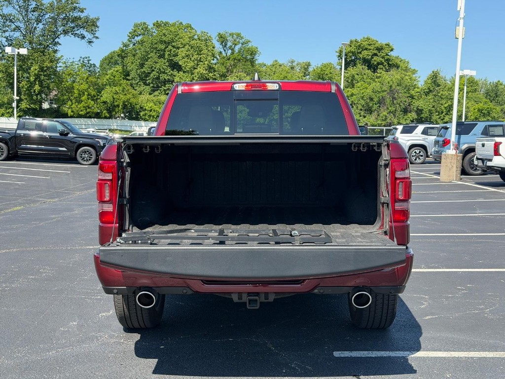 Ram 1500 Vehicle Full-screen Gallery Image 04