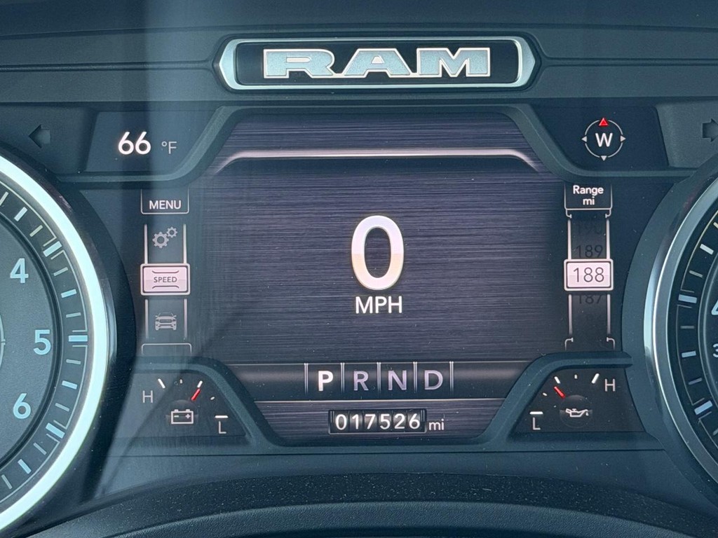 Ram 1500 Vehicle Full-screen Gallery Image 20