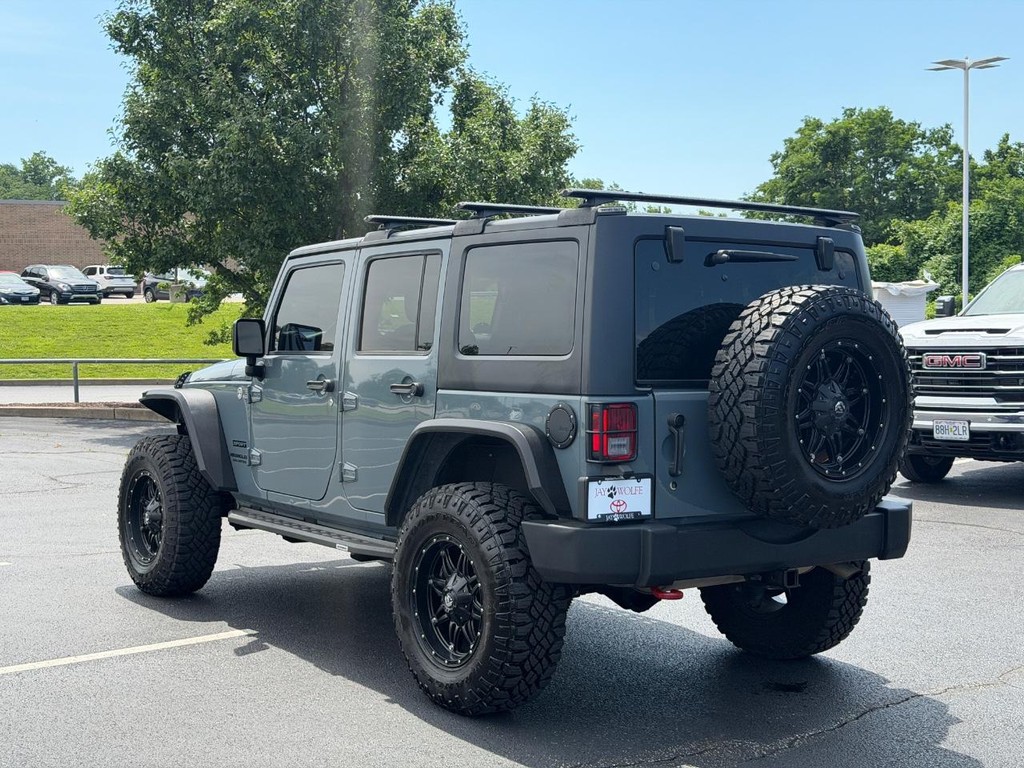 Jeep Wrangler Unlimited Vehicle Full-screen Gallery Image 06