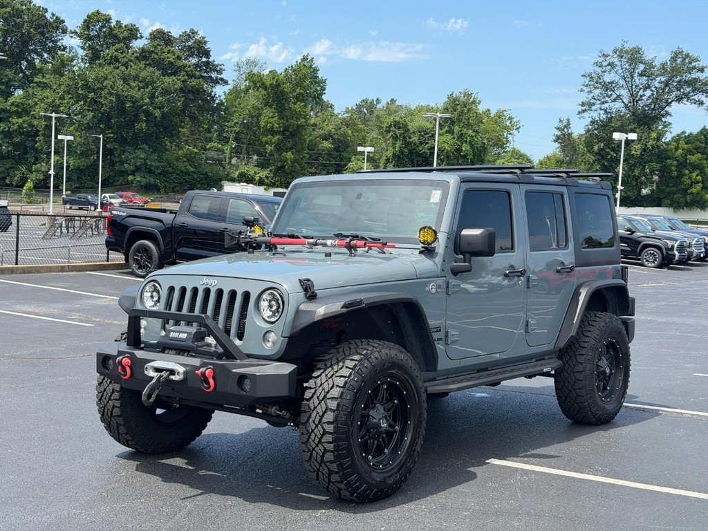 Jeep Wrangler Unlimited Vehicle Full-screen Gallery Image 08