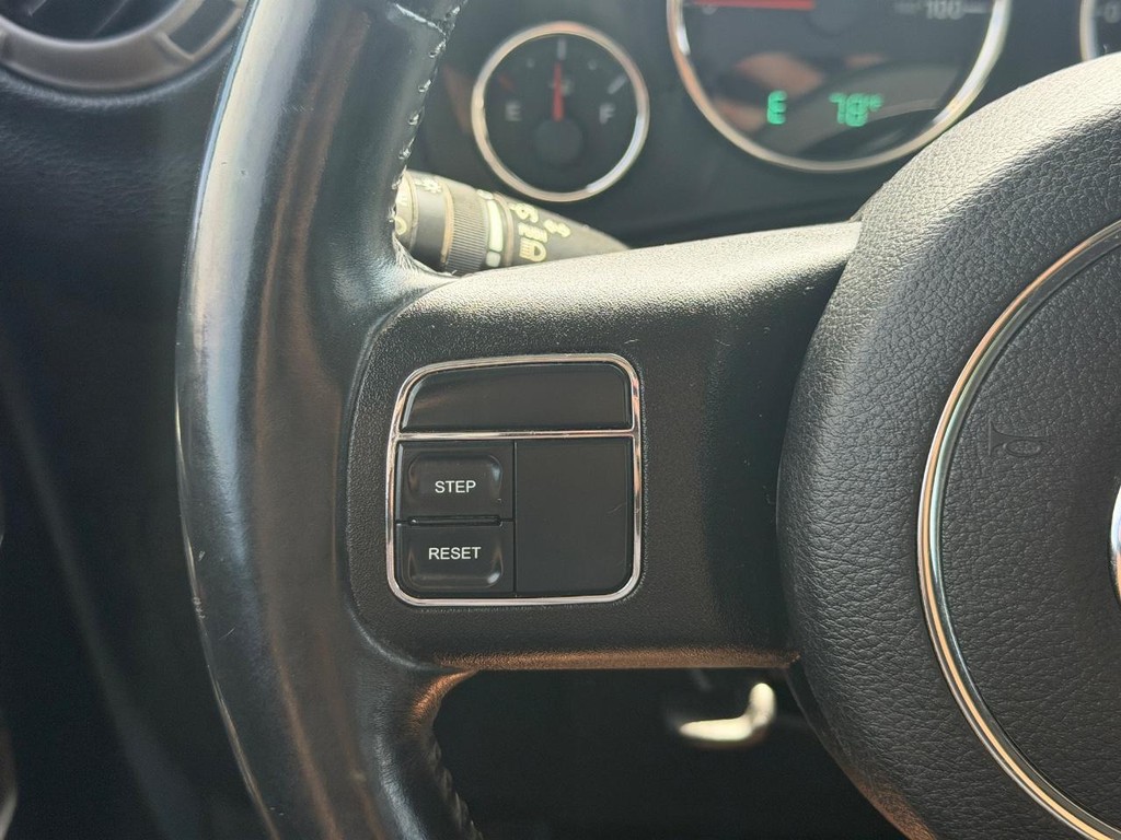 Jeep Wrangler Unlimited Vehicle Full-screen Gallery Image 15
