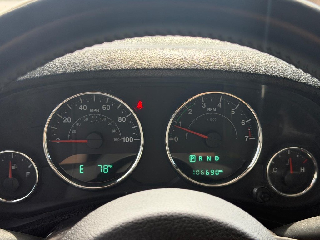 Jeep Wrangler Unlimited Vehicle Full-screen Gallery Image 17