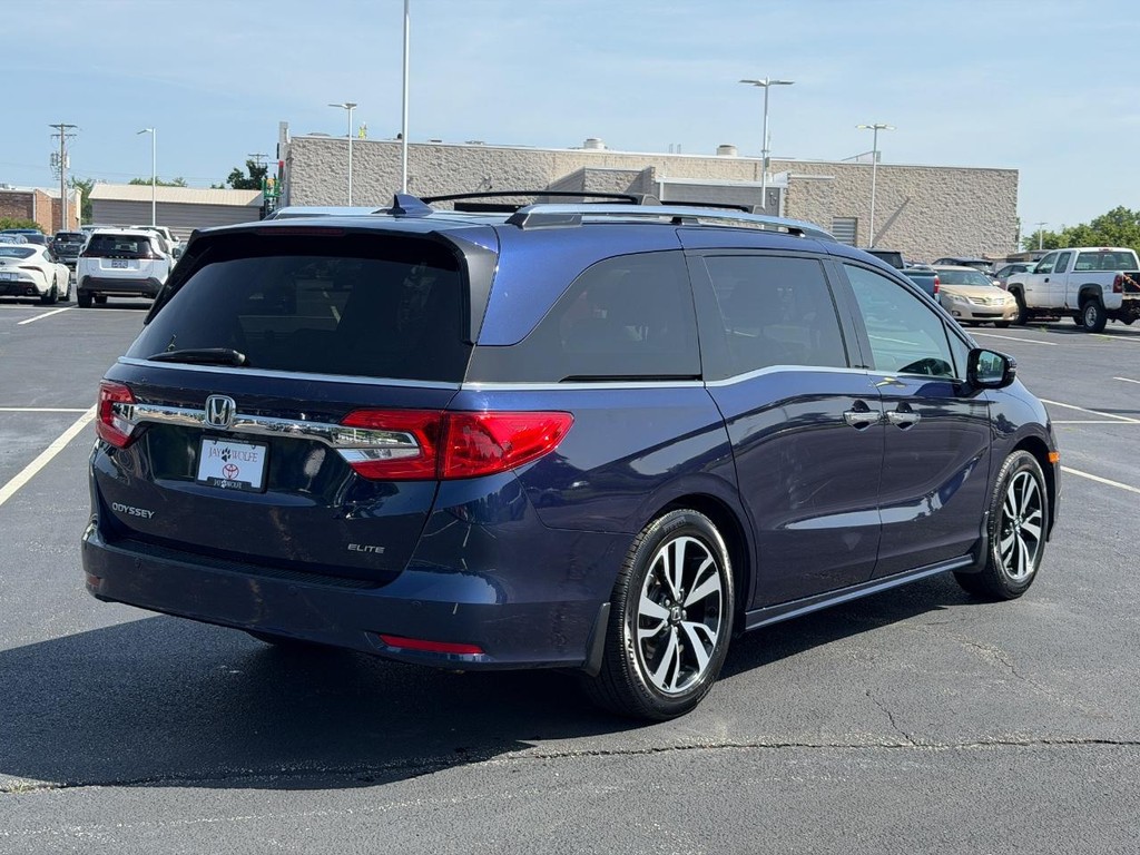 Honda Odyssey Vehicle Full-screen Gallery Image 02