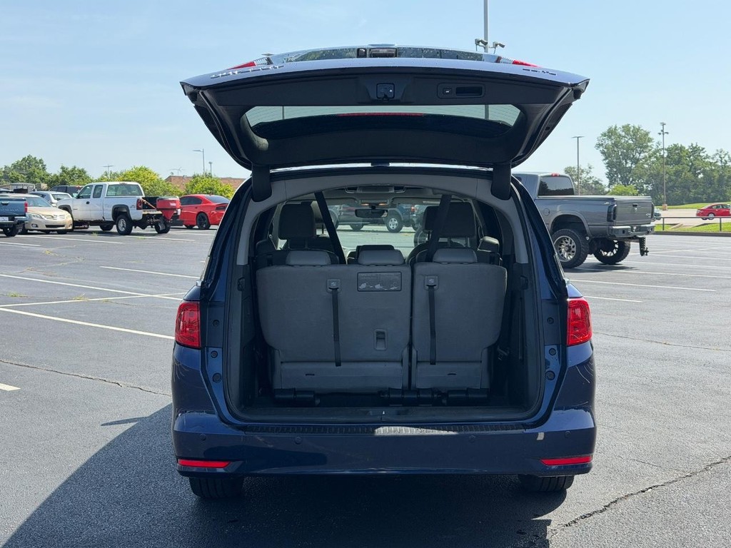 Honda Odyssey Vehicle Full-screen Gallery Image 03