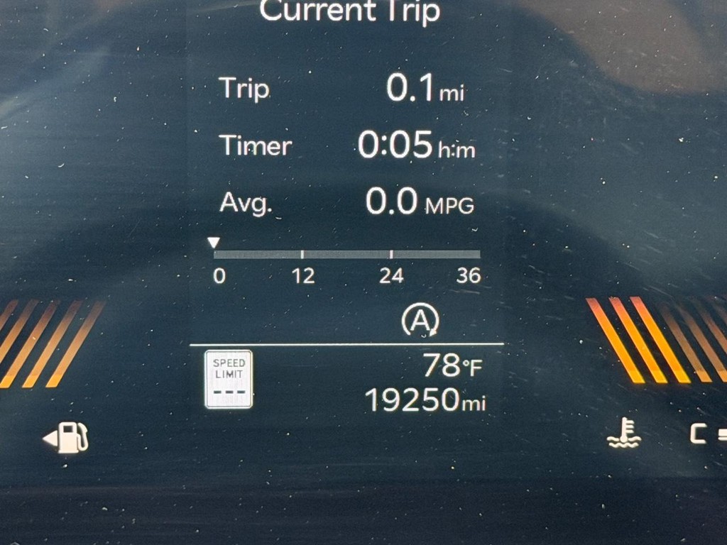Kia Sorento Vehicle Full-screen Gallery Image 18
