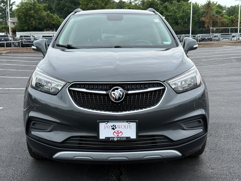 Buick Encore Vehicle Full-screen Gallery Image 09