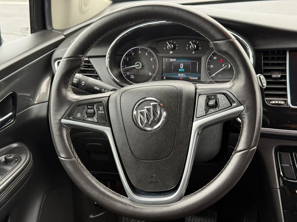 Buick Encore Vehicle Full-screen Gallery Image 12