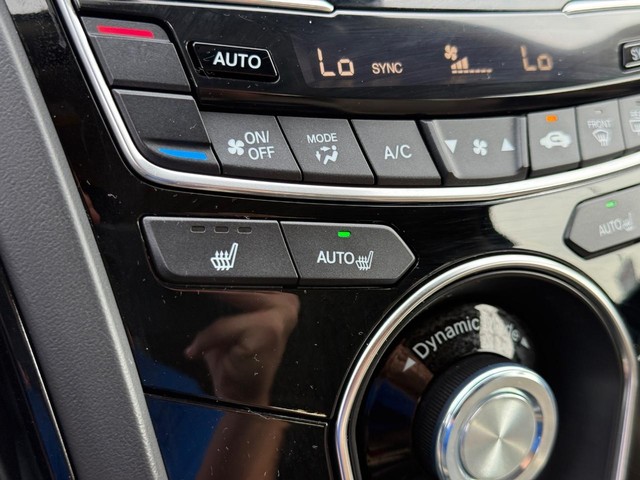 Acura RDX Vehicle Full-screen Gallery Image 22