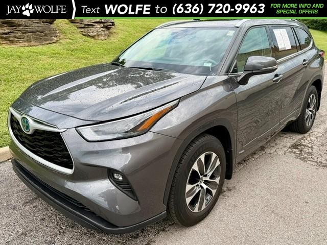 Ballwin MO 2022 Toyota Highlander more details - toyota highlander