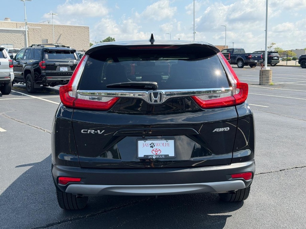 Honda CR-V Vehicle Full-screen Gallery Image 05