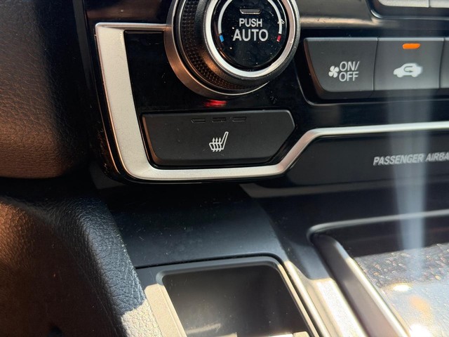 Honda CR-V Vehicle Full-screen Gallery Image 20