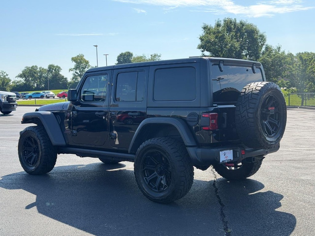 Jeep Wrangler Unlimited Vehicle Full-screen Gallery Image 06