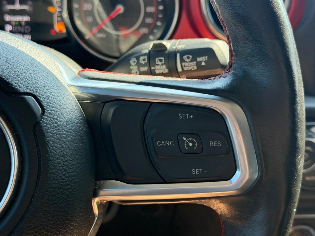 Jeep Wrangler Unlimited Vehicle Full-screen Gallery Image 17