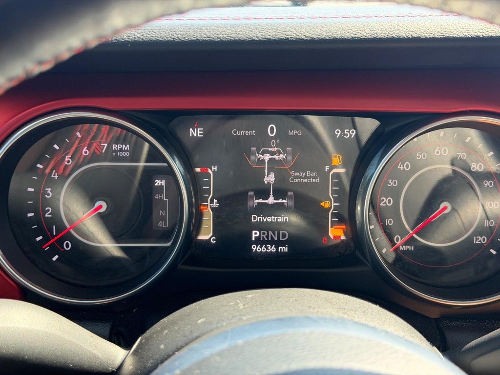 Jeep Wrangler Unlimited Vehicle Full-screen Gallery Image 18